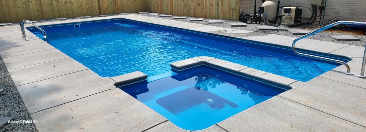 Rare Find! Private Heated Pool & Spa - Entire Home Near Atl City Center AtlantaAtlanta  Kültér fotó